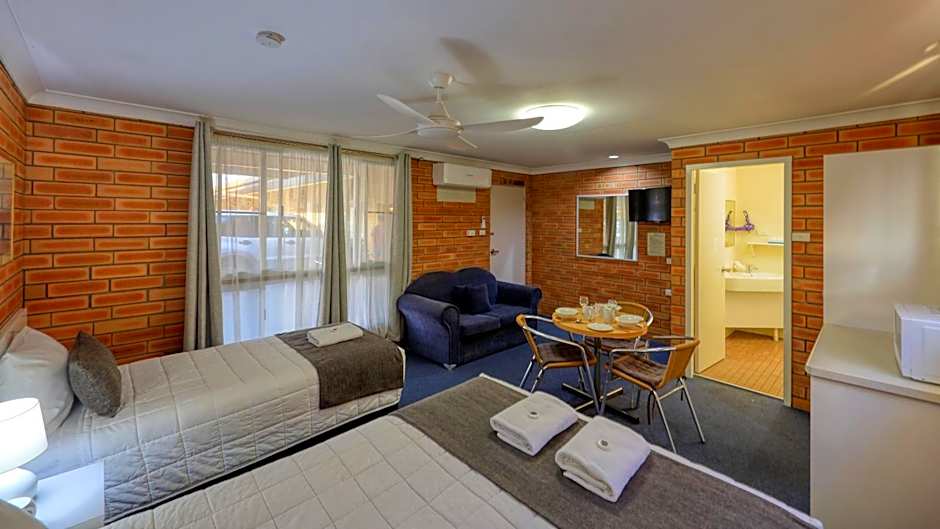 Gunsynd Motor Inn