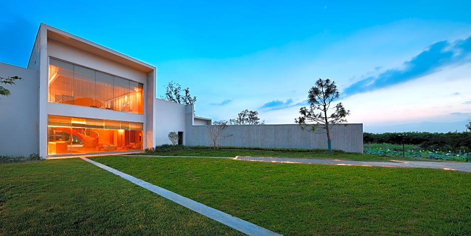 Blossom House Wuxi Yangshan Taohua Island