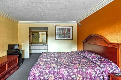 Budget Inn and Suites