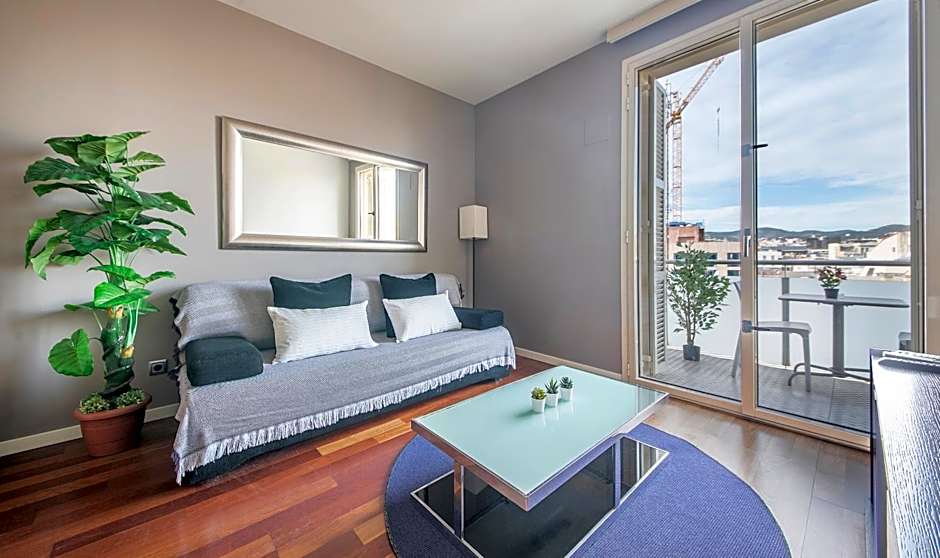 You Stylish City Center Apartments