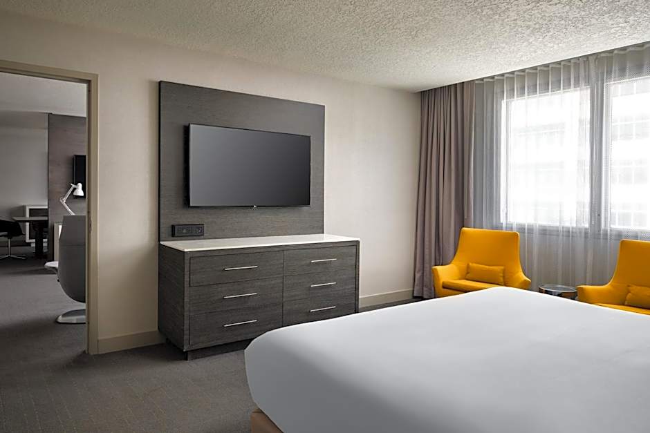 Hyatt Regency Los Angeles International Airport