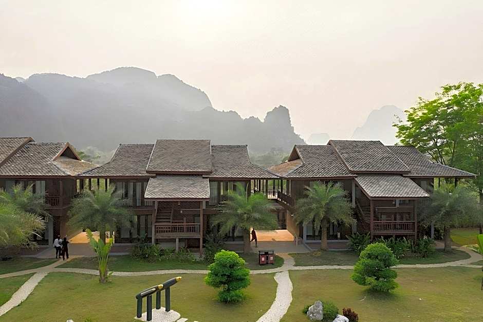 Lisha Grand Hotel