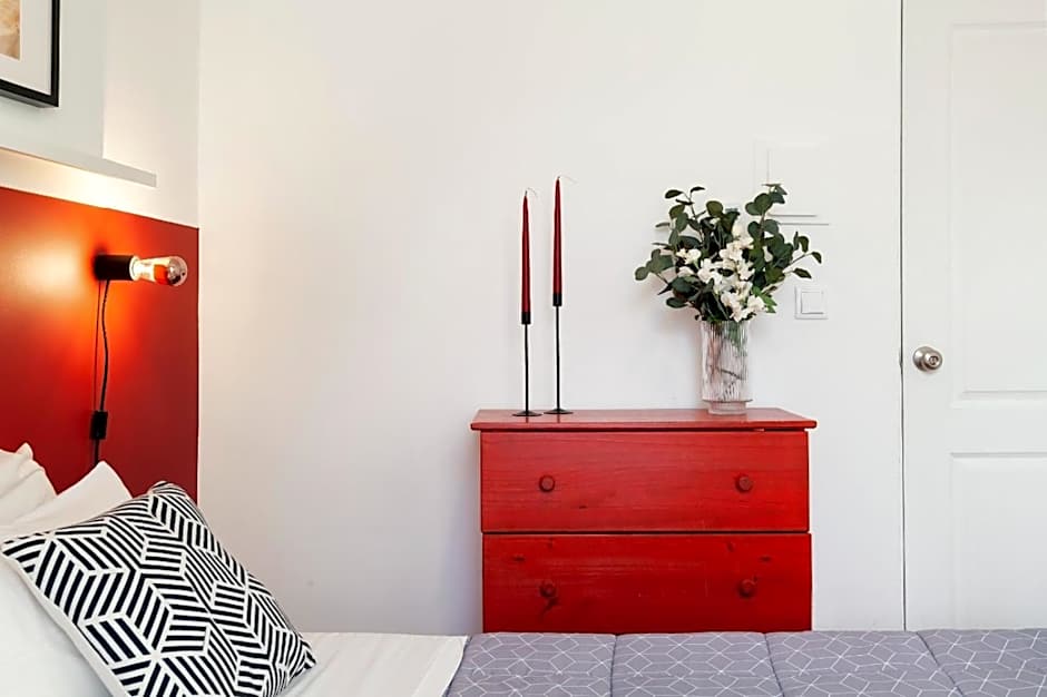 INT Lisbon Suites