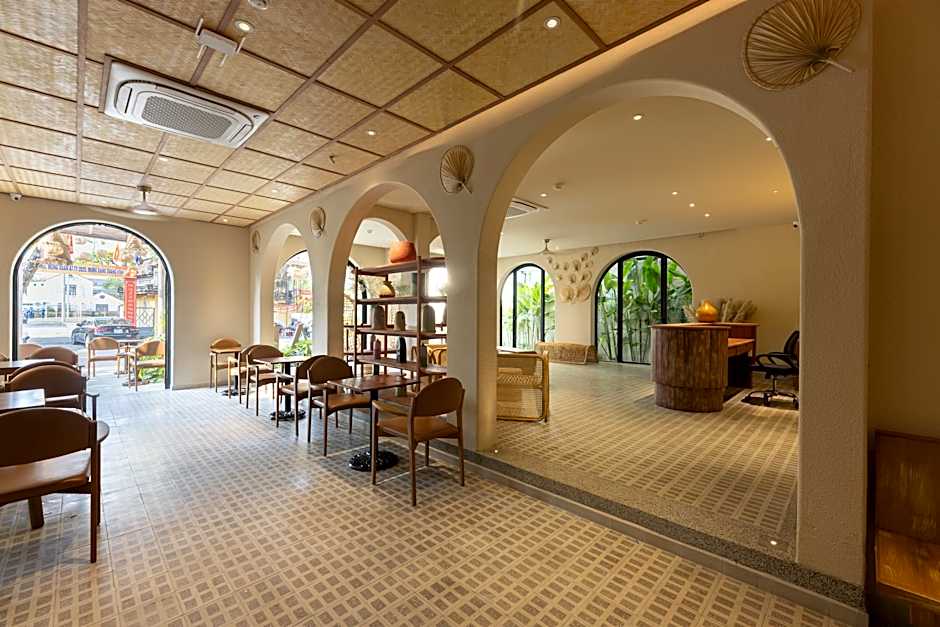 Vaia Hoi An Boutique Hotel