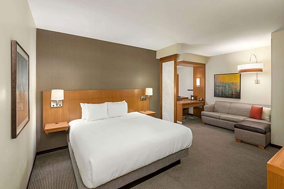 Hyatt Place Greenville Downtown