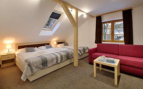 Triple Room