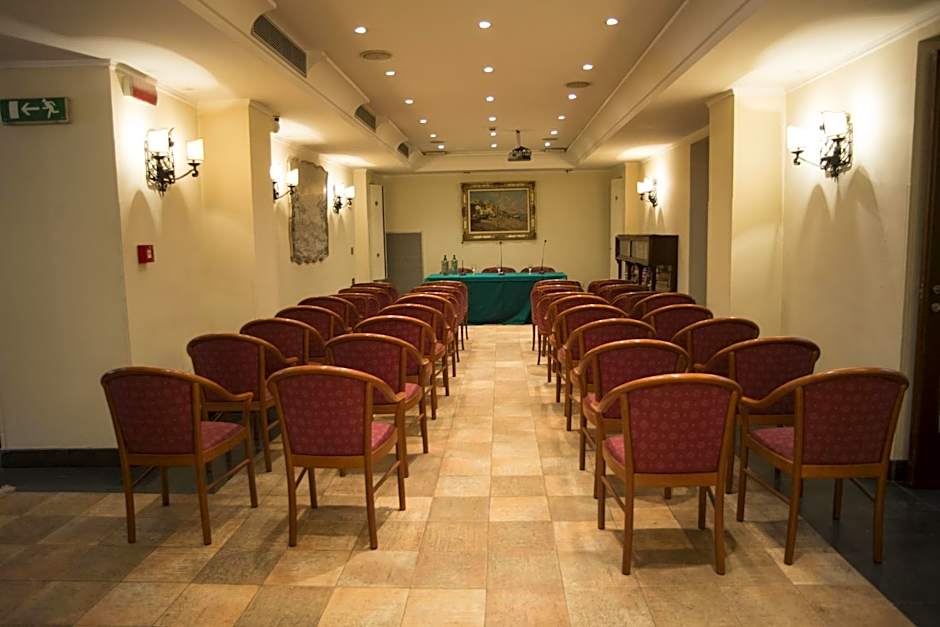 Hotel Del Real Orto Botanico