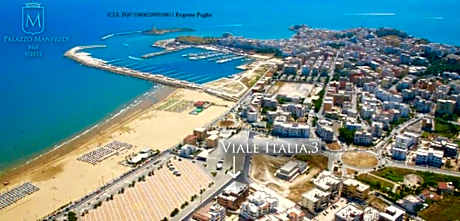 B&B Palazzo Manfredi Vieste, Fronte mare con Parcheggio