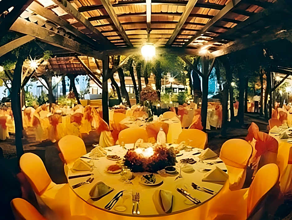 Massabki Hotel