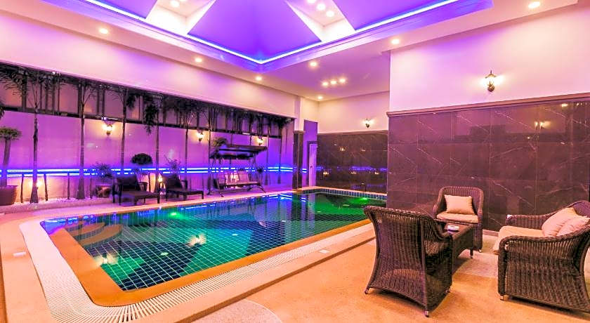 Top Pool Villa Pattaya