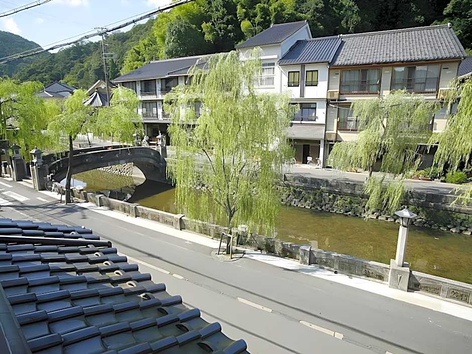 Sennen no yu Gonzaemon Ryokan
