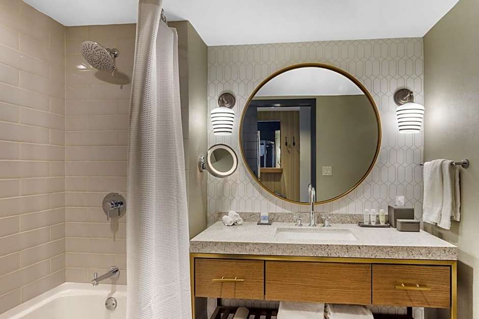 Omni Hotel at The Battery Atlanta