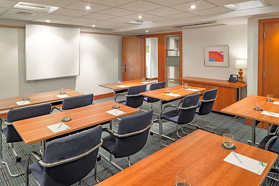 Holiday Inn Basingstoke By IHG