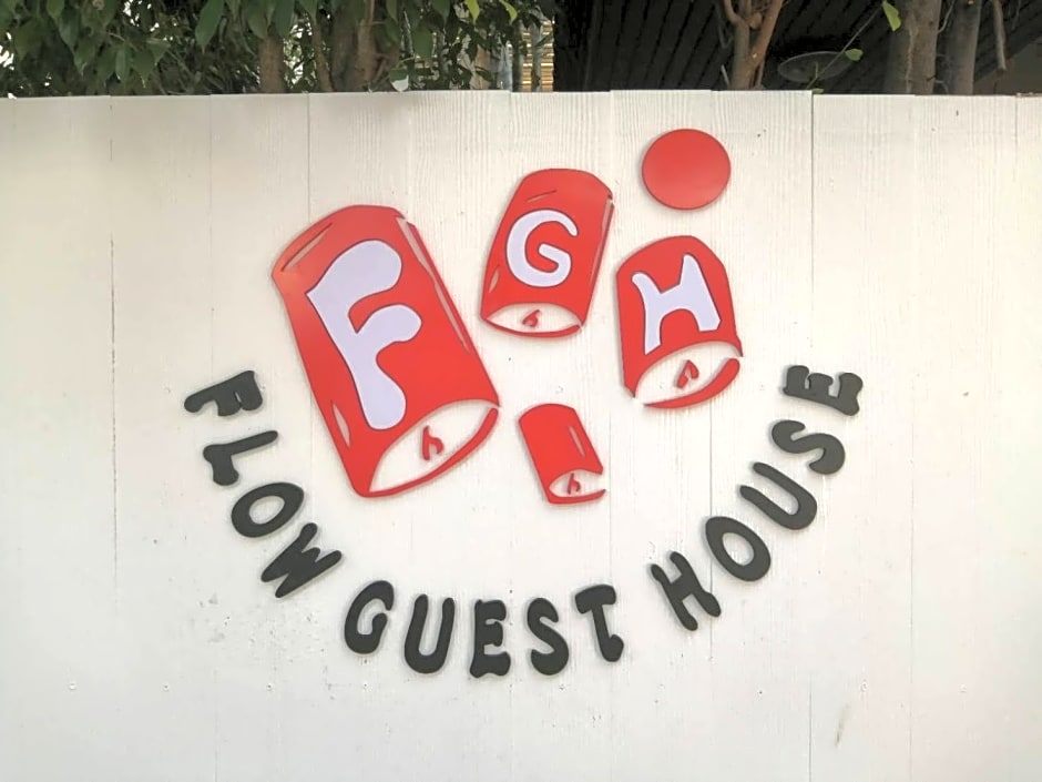 Flow Guest House
