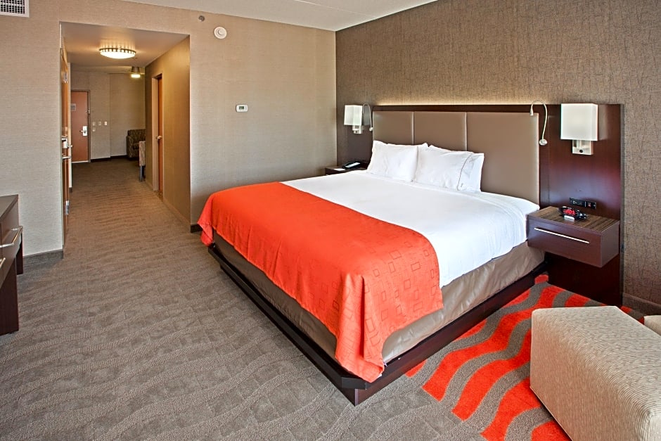 Holiday Inn Express Hotel And Suites Columbus Edinburgh By IHG