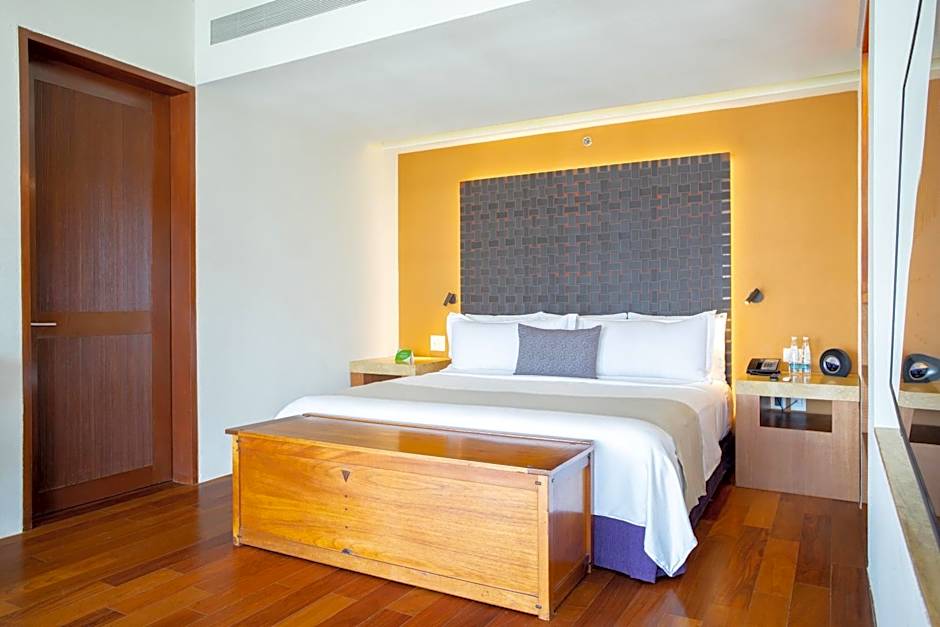 Photo 1 of 8 of Suite