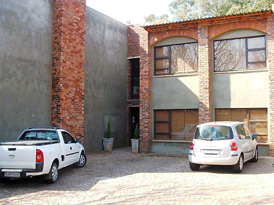24OnVrey 3 Star Guest House