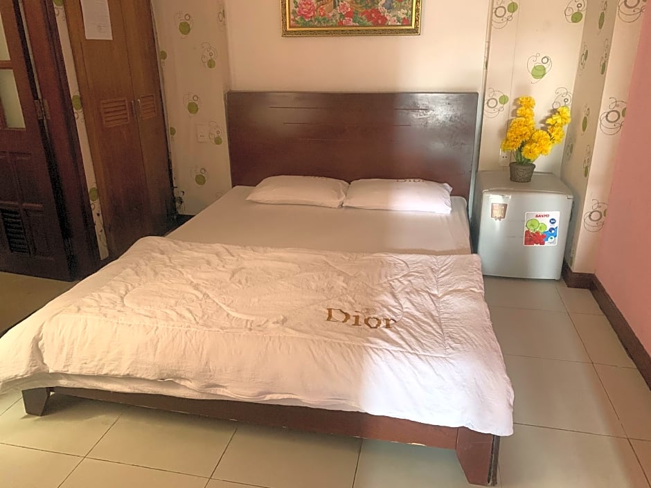 Hotel HƯƠNG PALACE