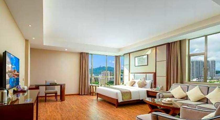 Zhonglian Harbor Hotel