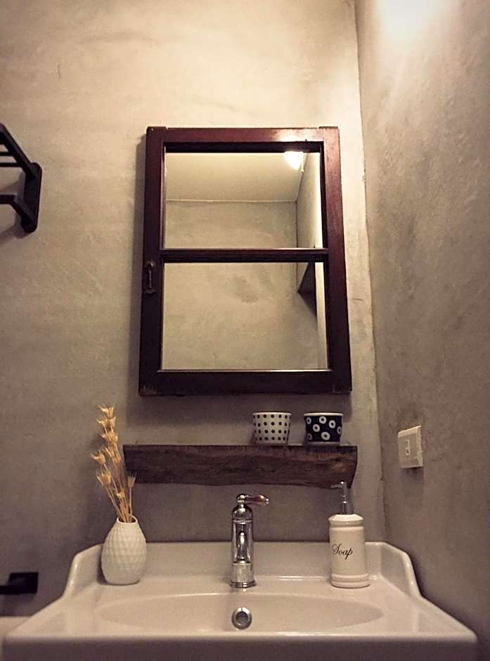 GOIN Old House & Bar