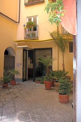 Caravaggio Hotel