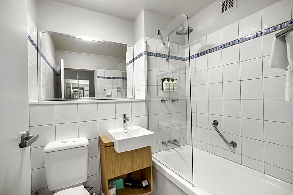 Burnie Central Townhouse Hotel