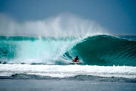 Krui Surfing