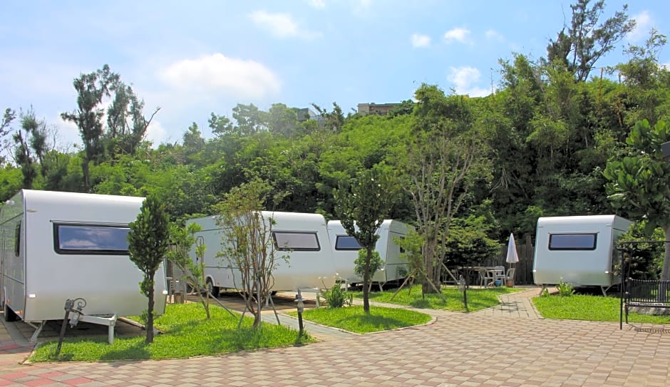 Kenting Houbihu Camping Car