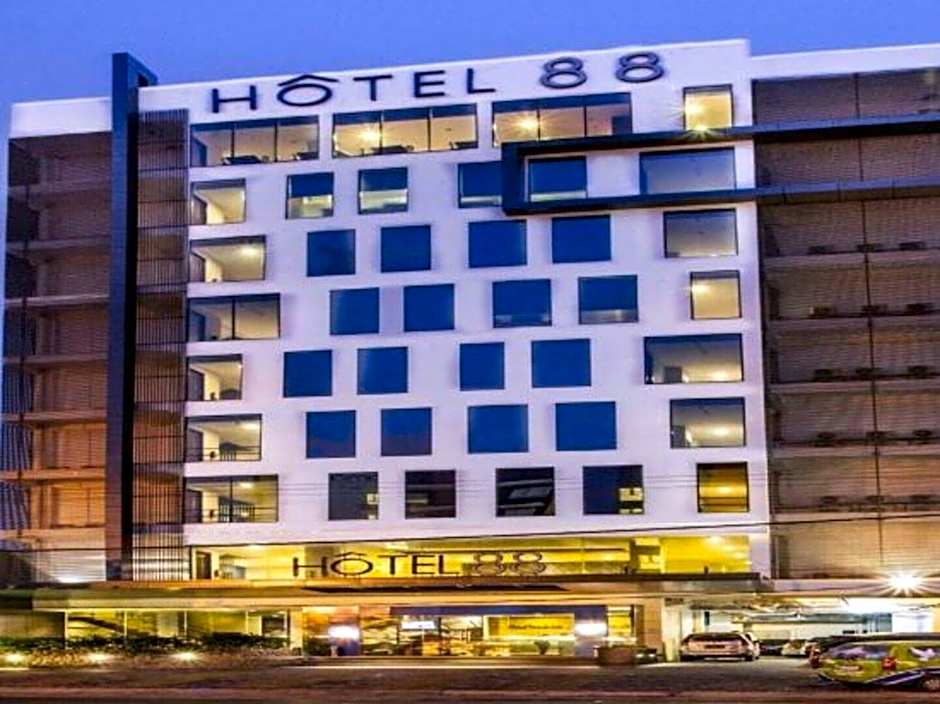 Hotel 88 Embong Malang