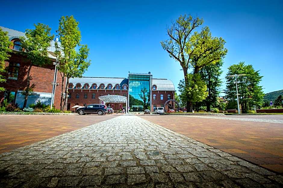 Myn Jacka Hotel & Spa