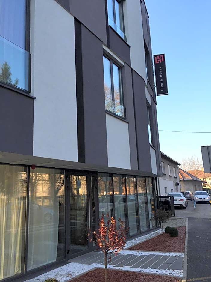 Livris Hotel