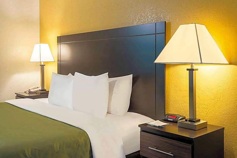 Quality Inn At Arlington Highlands