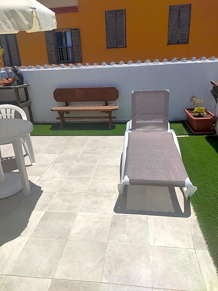 Alba 2 apartamento y Alba 3 habitación con baño