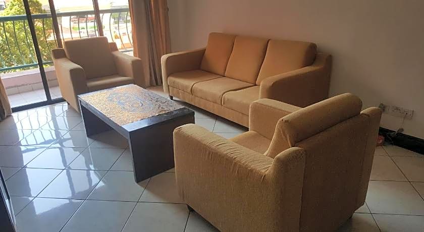 Homestay Marina Court Resort