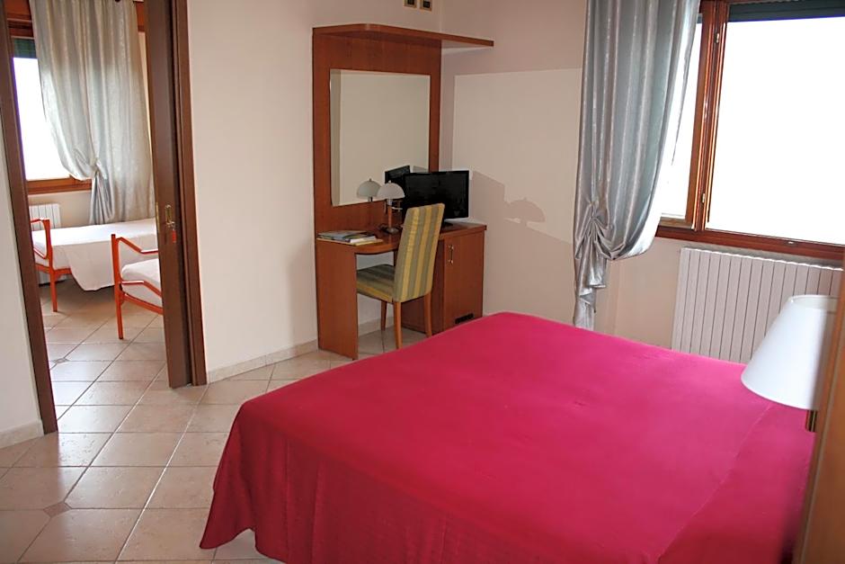 Albergo Ristorante Punta Dell'Est