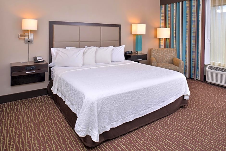 Hampton Inn & Suites Bend