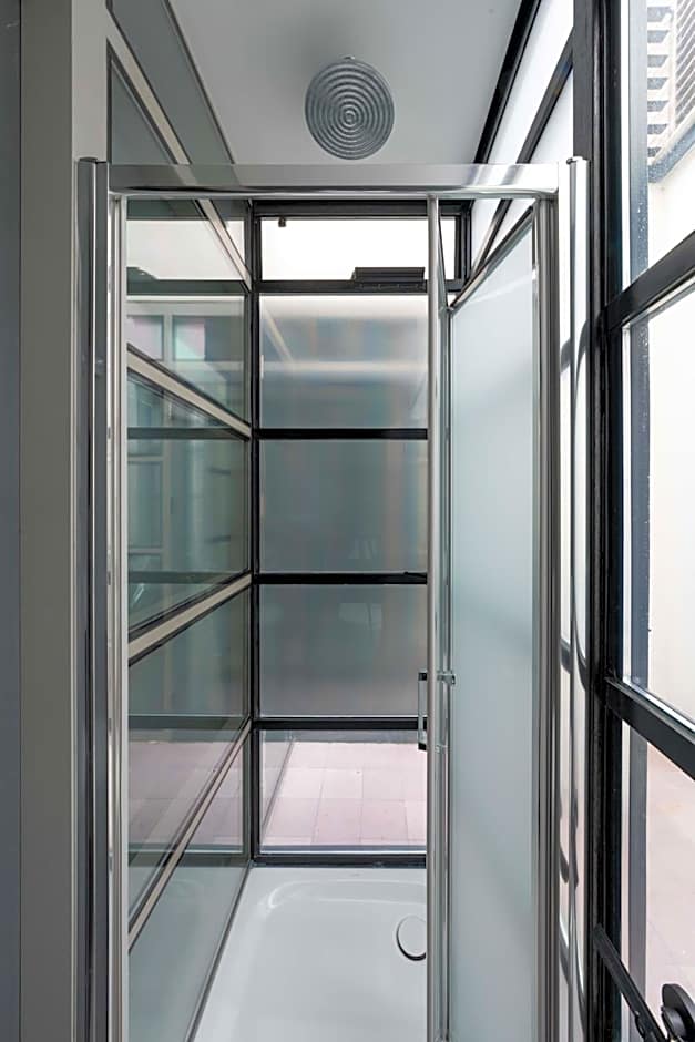 Zocher6 BnB a monumental town house in the city center