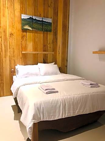 Deluxe Double Room with Shower