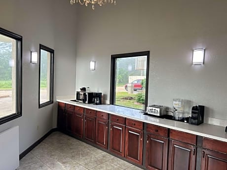 Motel 6 Hammond, LA – I 12 – I 55