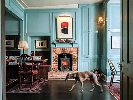 The Grosvenor Arms