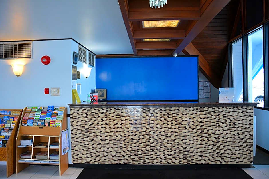 Travelodge by Wyndham Milwaukee