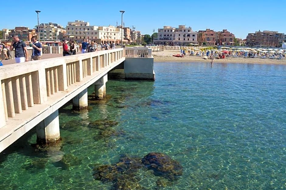Ostia Lido Central Rooms