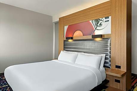 Room, 1 King Bed