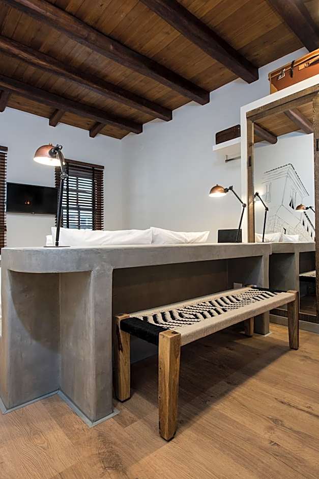 Olganos VL Luxury Rooms & Suites