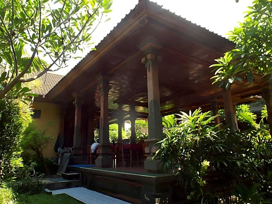 Suka Beach Inn