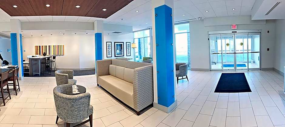 Holiday Inn Express & Suites Sterling By IHG