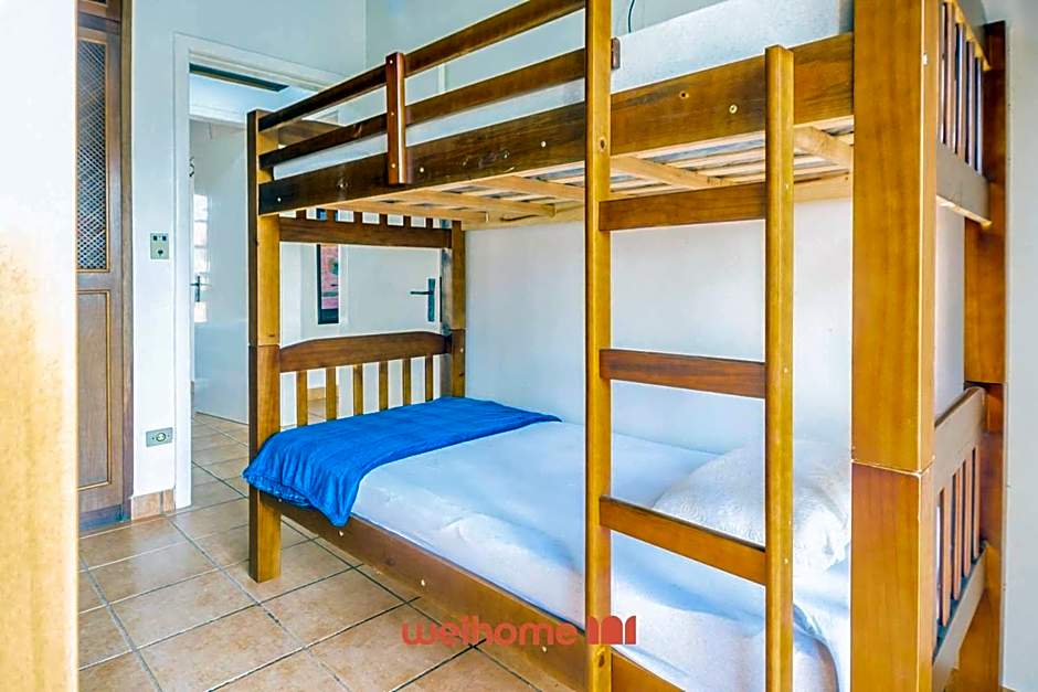 Casa em condomínio a 500m da praia em Bertioga