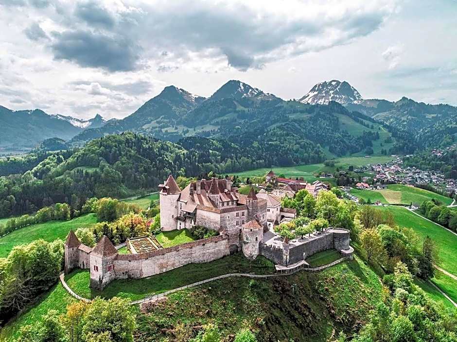 Hotel des Alpes Bulle center