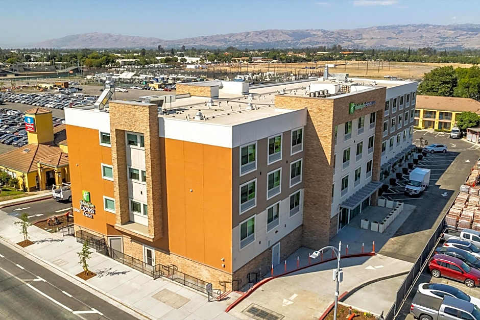 Holiday Inn Express & Suites - San Jose Silicon Valley By IHG