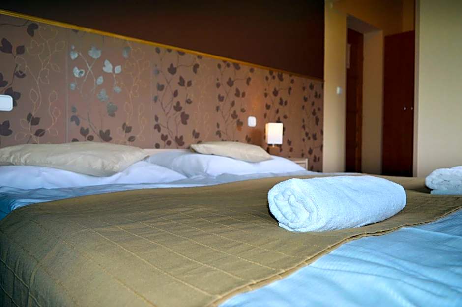 Pollushof Panzió és Étterem